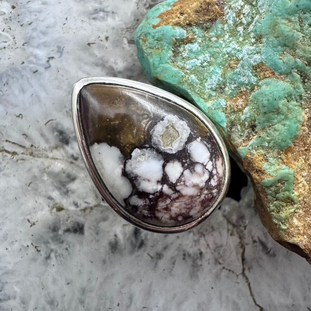 Sterling Silver Southwestern Style Teardrop Wild Horse Decorated Ring Size 6.75